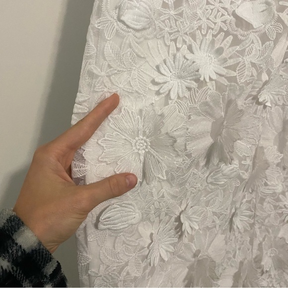 LPA White Floral Appliqué Midi Dress size Small - Picture 4 of 11